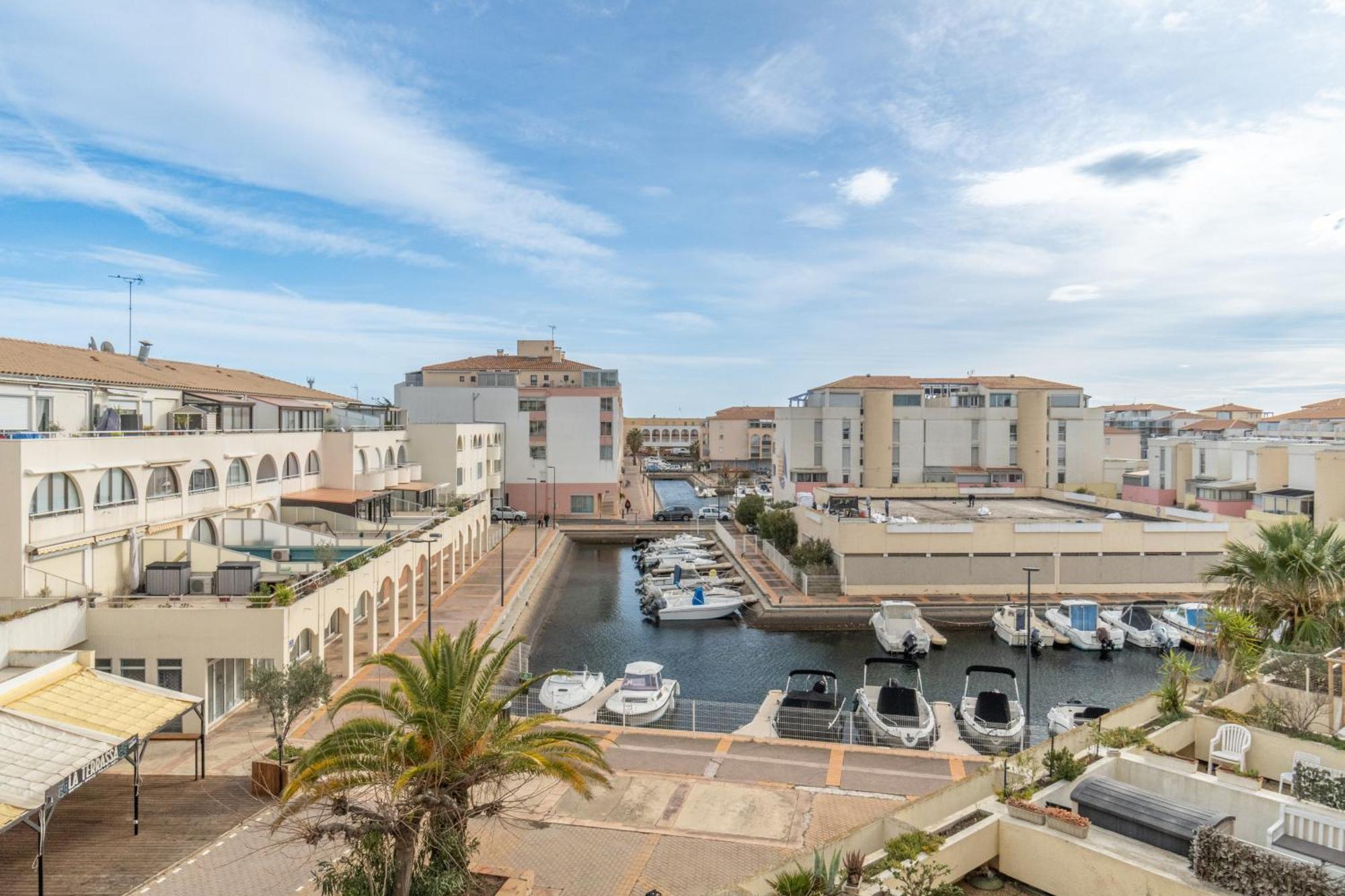 Appt T2 Cabine Clim Parking Privee Vu Mer Sete Bagian luar foto
